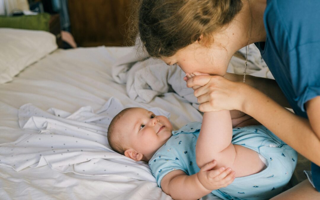 El impacto del apego de la madre en la salud emocional del bebé